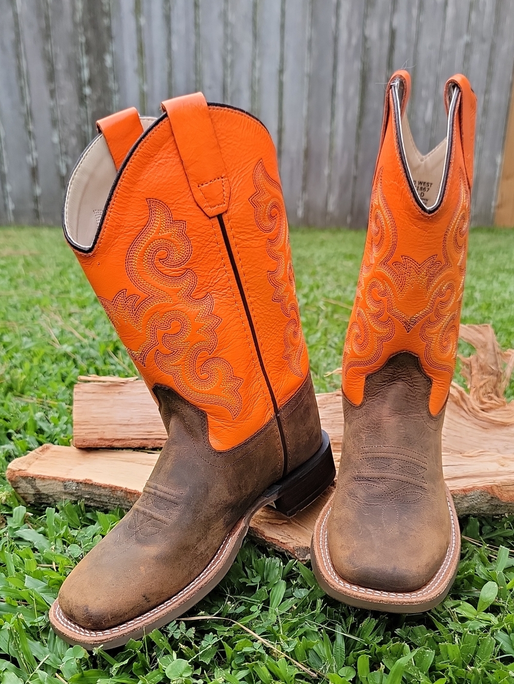 🆕️Orange Top Brown Foot Work Cowboy Boots